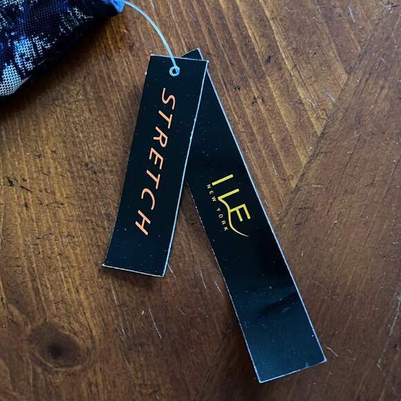 ILE Size 12 Navy & Beige Print Stretch Knit Dress with Tie Belt NWT Sleeveless - Picture 8 of 10